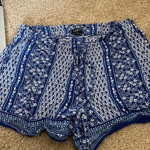 Loft Paisley Blue Short